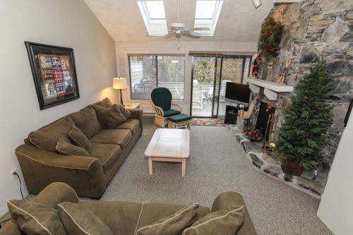 Seven Springs Apartamento | Seven Springs Meadowridge 2 Bedroom Standard Condo with Mountain Views condo