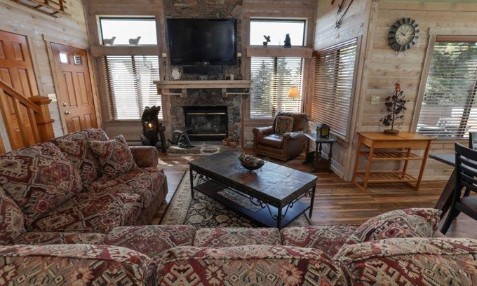 Seven Springs Apartamento | Seven Springs Sunridge 3 Bedrooms Premium Condo, Pet Friendly! condo