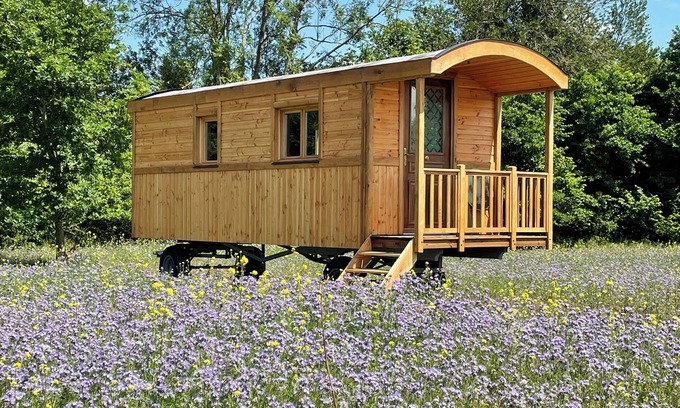 La Vespiere Casa | SEVENTIES CARAVAN