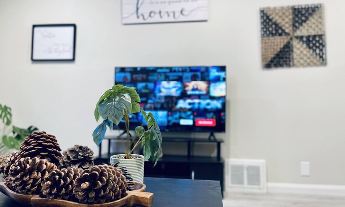 Inner Parkside Apartamento | SF Cozy&Quiet 2Br home WIFi&Laundry in building on 3Rd floor