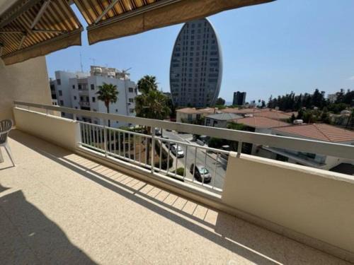 Agios Athanasios Apartamento | Sfina Sea view apartment by Ezoria villas