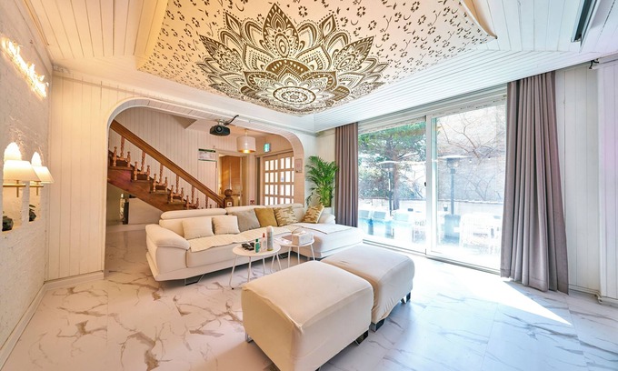 Seongbuk-dong Casa | SG Tailored Service Home near Metro