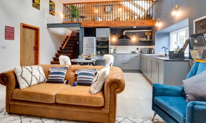 Bethania Casa | Sgubor Nantcoy in the beautiful Llanon