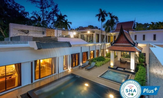 Mai Khao Villa | Villa de tres dormitorios frente a la playa con piscina