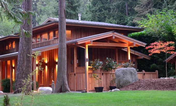 Roberts Creek Casa | Shades of Jade Inn and Spa