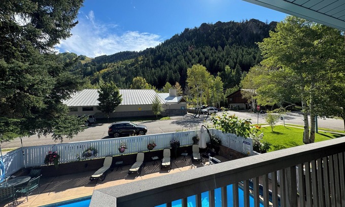 West End Apartamento | Shadow Mountain Lodge