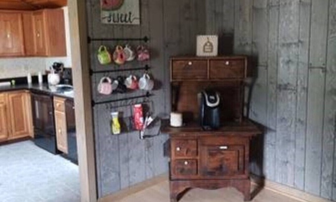 Summerlee Casa | Shady Lane Oasis in Fayetteville