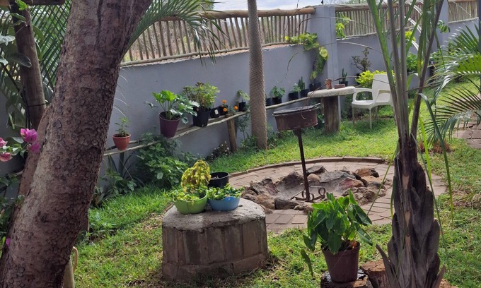 Kasane Casa | Shalakwe Hills-Inn Guesthouse