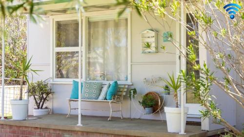 Culburra Beach Casa | Shalom Beach Cottage