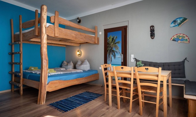 Rothenburg/O.L. Cama Y Desayuno | Shared room for up to 5 people - Pension Cubana
