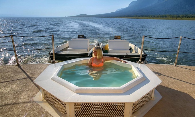 Jozini Alquiler De Eote | Shayamanzi Houseboats