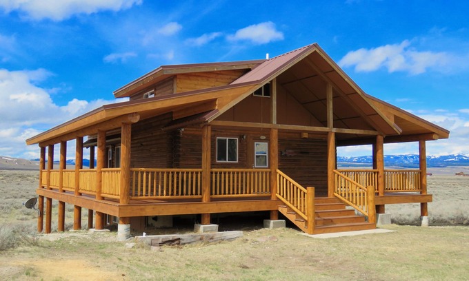 Cameron Cabina | Cabaña de montaña de ovejas - Capacidad para 8; 3BD / 2. 5BA en 19 acres del paraíso de Montana
