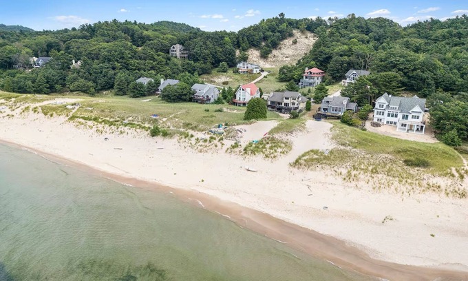 Benona Township Cabaña | Shelby Lakefront 5BR 3 BTH Retreat Private Beach Views Family Friendly Getaway