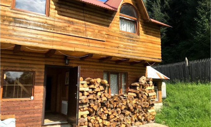 Ruska Mokra Casa | Shelest Vody