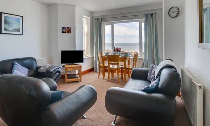 Dinas Dinlle Apartamento | Shells in Caernarfon