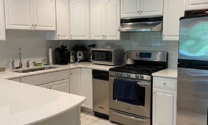 Shelter Island Casa | Shelter Island - Newly Renovated Home with Heated Outdoor Pool