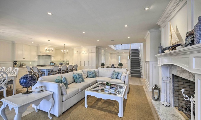 Shelter Island Heights Casa | Shelter Island Retreat w/ Outdoor Pool!