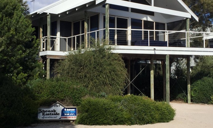 Lake Wangary Casa | Sheoak Eastside - Coffin Bay