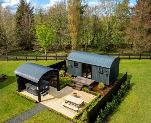 Coleraine Cabina | Shepherds Huts at Ballyness Farm