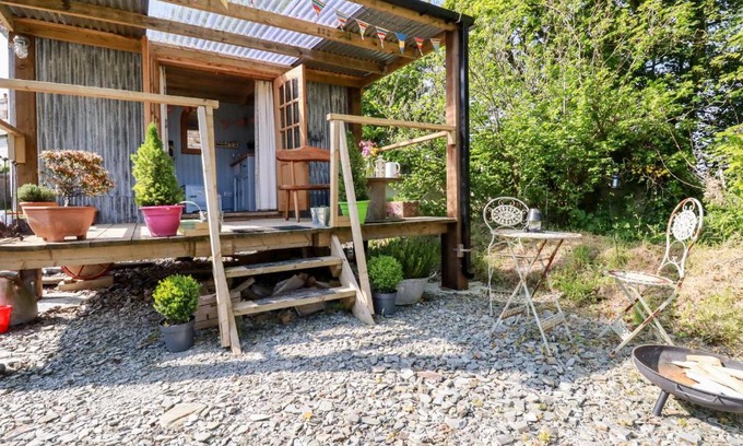 Brazzacott Casa | Shepherds Retreat