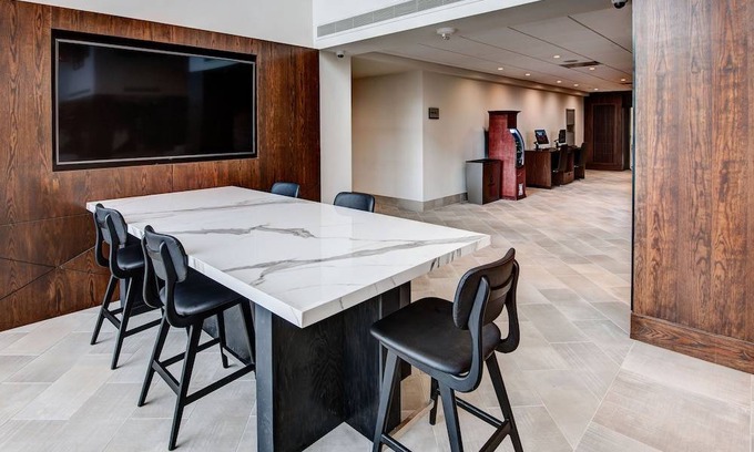 Eatontown Hotel | Sheraton Eatontown Hotel