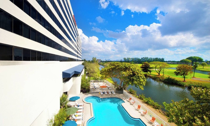 Seybold Hotel | Sheraton Miami Airport Hotel & Executive Meeting Center
