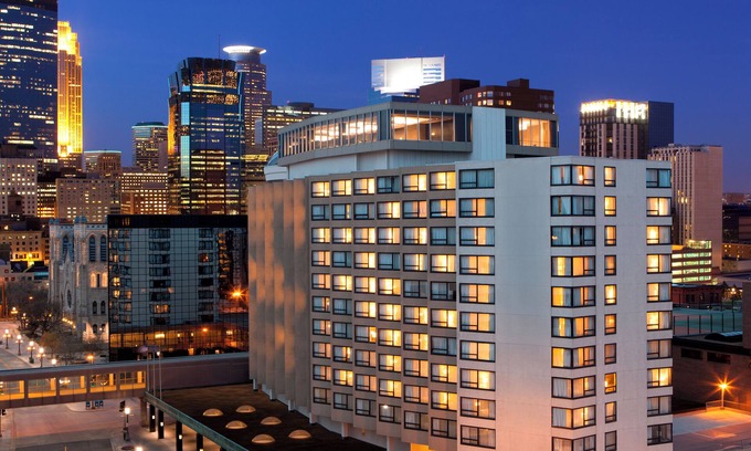 Downtown Minneapolis Hotel | Sheraton Minneapolis Downtown Convention Center