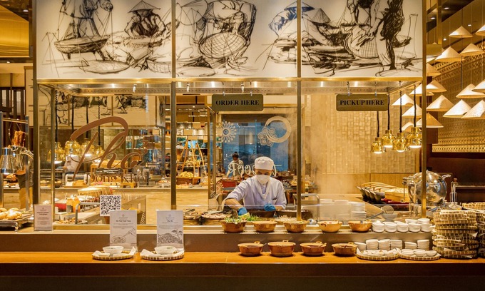 Dong Khoi Hotel | Sheraton Saigon Grand Opera Hotel