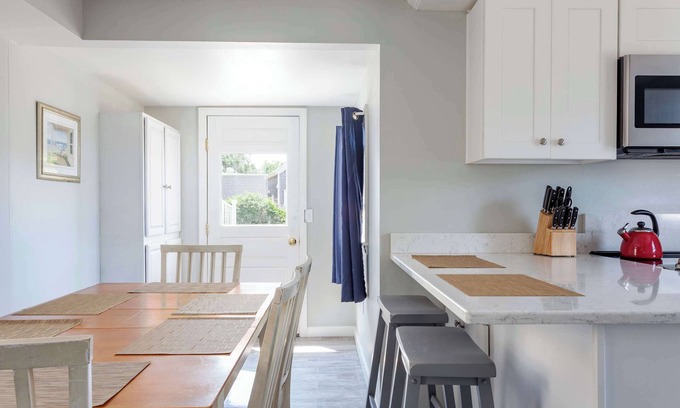 Block Island Casa | Sherman Cottage on the Beach