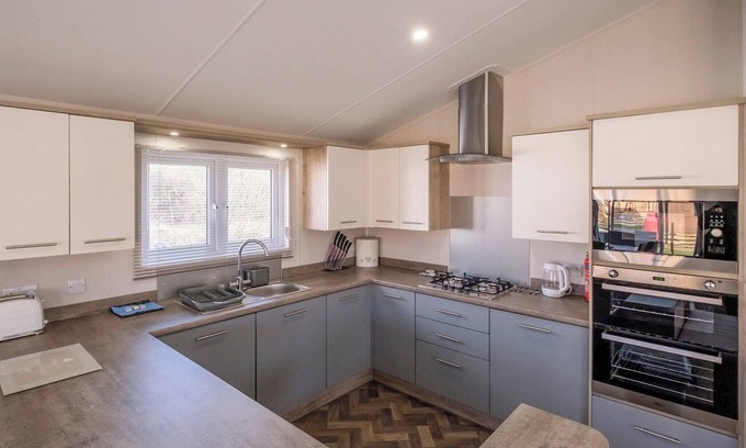 Carnforth Chalet De Esquí | 3 bedroom accommodation in Carnforth