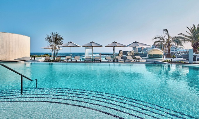 Downtown Hotel | Shilla Stay Plus Iho Tewoo Ocean Front