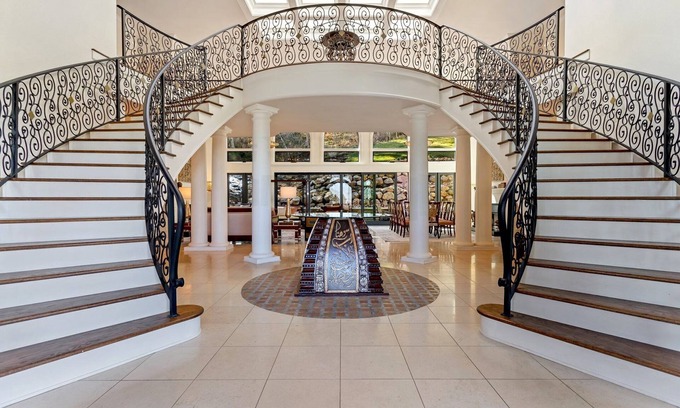 Broadmoor Casa | Shimmering Pines Estate - Large House with Indoor Pool