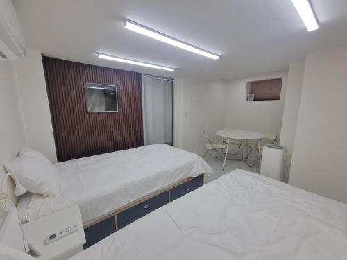 Banpo-dong Casa | Shin-Nonhyeon Hideout