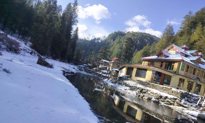 Banjar Casa | Shiva Valley Riverside Homestay By GRB