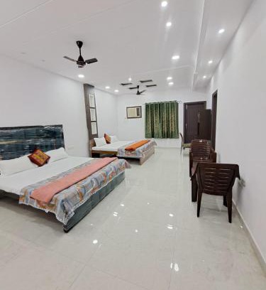 Mahmoorganj Casa | Shivansh stays