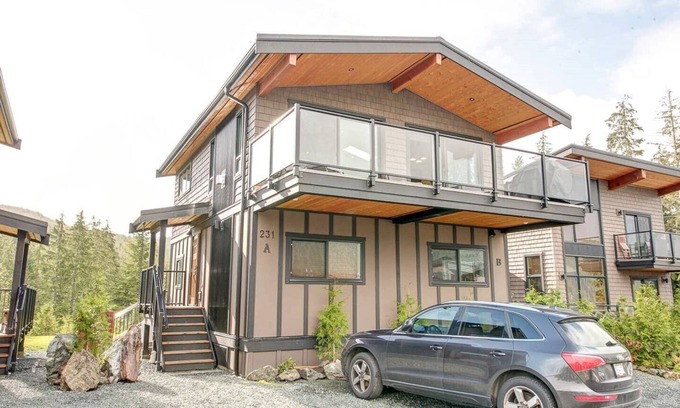 Port Renfrew Casa | Shore 2 Please (Oceanview with Amazing Views)