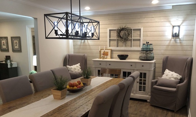 Northfield Casa | Shore Home on the Bike Path