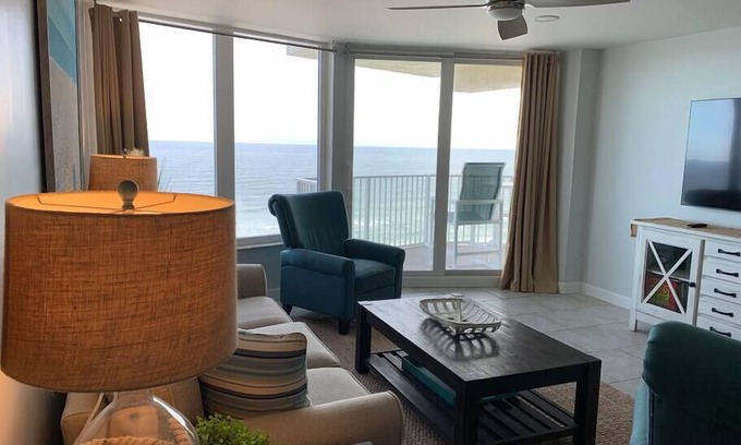 Daytona Beach Shores Condominio | * ESPECIAL DE MAYO * Pocas fechas de verano permanecen en alquiler de 5 estrellas en la playa: increíble en la playa
