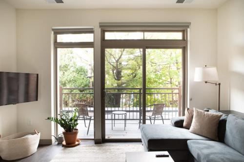 Shorewood Apartamento | Shorewood Luxury 1BR Apartment A1 with Gym and Balcony