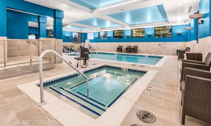 Tigard Hotel | Short Drive to Oregon Zoo! Indoor Pool, Free Hot Breakfast!