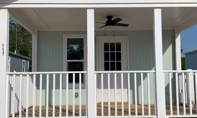 Freeport Cabaña | Short drive to the beautiful 30-A beaches!! Cozy Riverwalk Landing Cottage 6-F