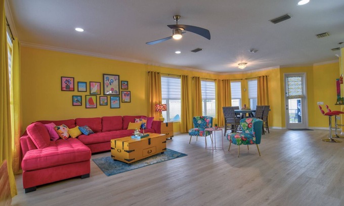 Lake Sarasota Casa | NUEVA casa para familias! PISCINA PRIVADA de 3 dormitorios / 2 baños cerca de Siesta Key