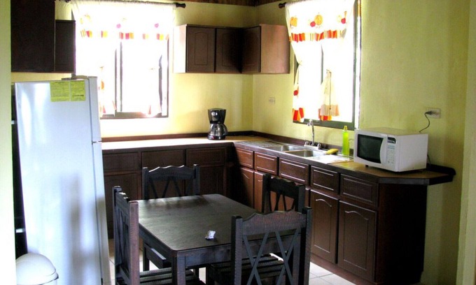 Garabito Cabina | Alquiler de Casitas a corto y largo plazo