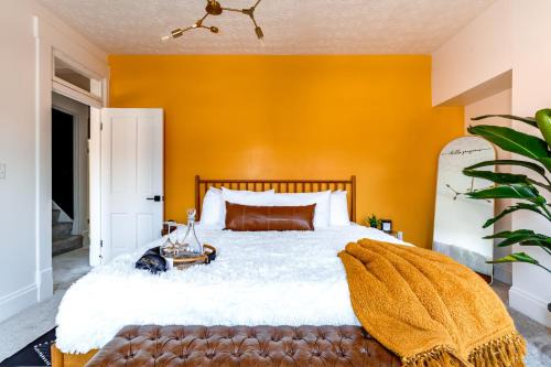 Victorian Village Casa | Short North Convention King Bed Free Parking!
