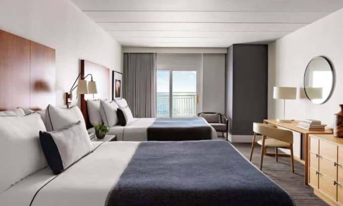 Goat Island Hotel | Short Stroll to Historic Downtown | Scenic Water View Room w/ Balcony