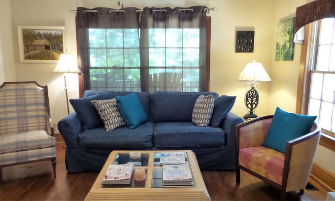 Bogart Casa | HERMOSO Y SECLADO 3 BR / 1B - $ 1650 / mes Corto plazo / mensual, EQUIPOS DE CONSTRUCCIÓN
