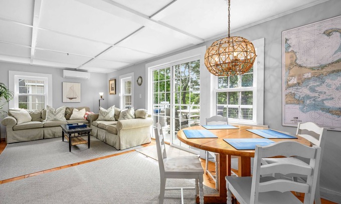 West Chatham Cabaña | Short walk to beach, A/C, pets okay, large yard