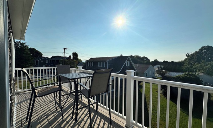 Ocean Bluff-Brant Rock Casa | Short walk to the beach! See & hear the ocean in the distance. Great living area