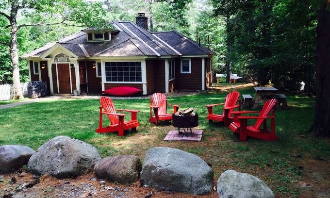 Lake Placid Club Casa | CERCA DE IRONMAN START ... a pocos pasos de las tiendas y restaurantes del pueblo.