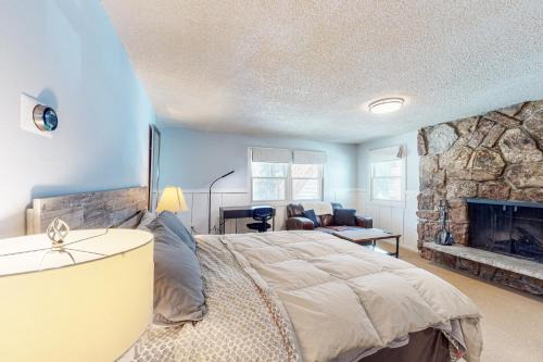 Vail Hotel | Shredders & Hikers Delight